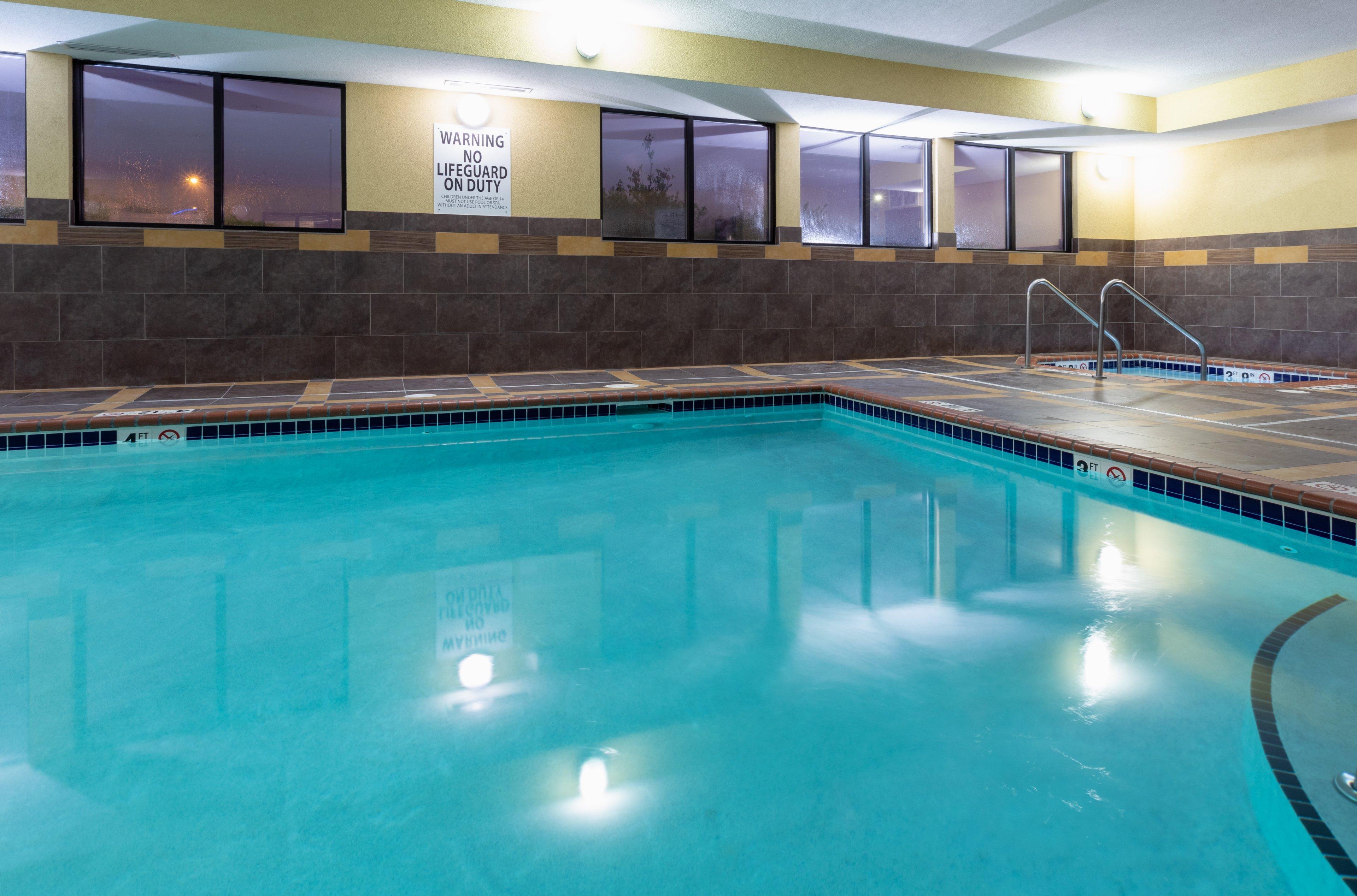 Holiday Inn Express And Suites Rochester West-Medical Center By Ihg Exterior foto